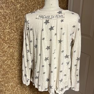 Magnolia Pearl cotton jersey Galaxy Dylan T with Hand Distressing